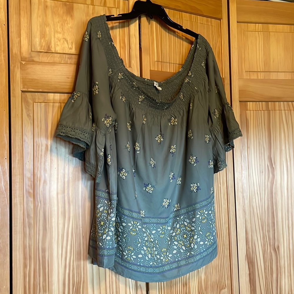 Olive print top